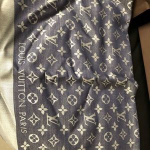 Louis Vuitton Accessories - Authentic LV Shawl Scarf Louis Vuitton Accessories - Authentic LV Shawl Scarf